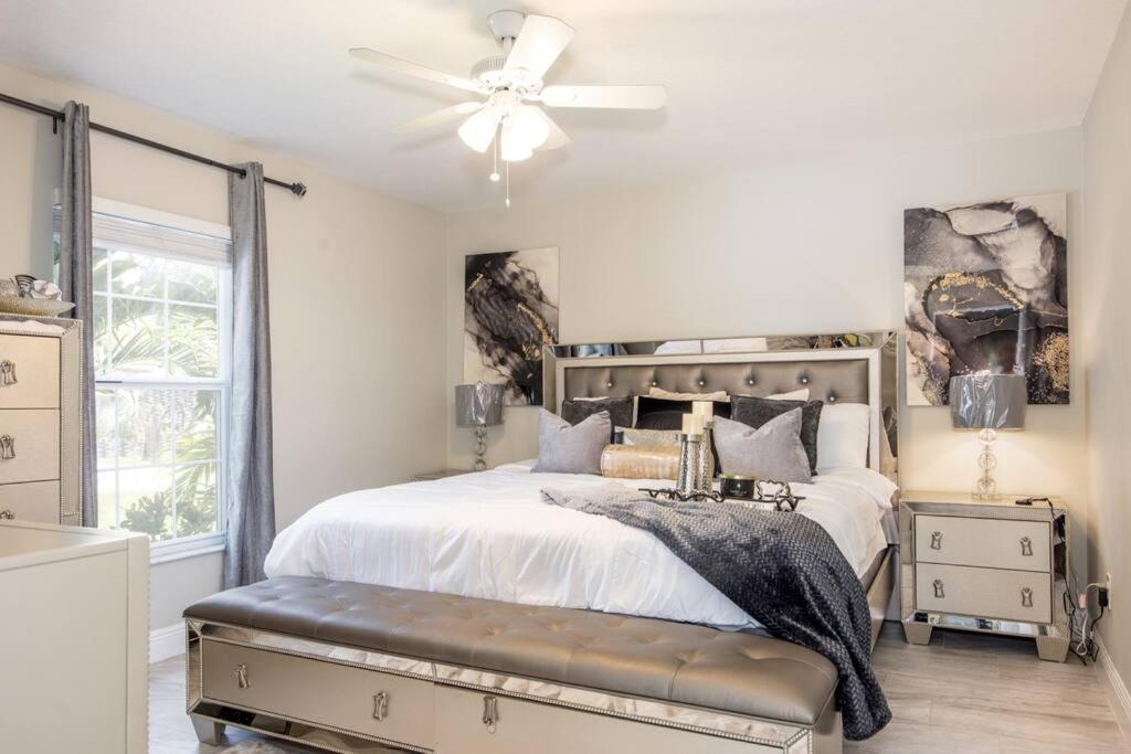 Modern Luxury Located In Tampa! *